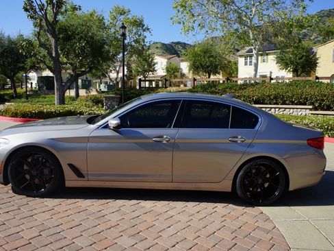 Used 2017 BMW 530i 530i Sedan 4D image 8