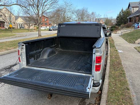 Used 2012 Ford F150 STX w/ STX Decor Pkg image 10