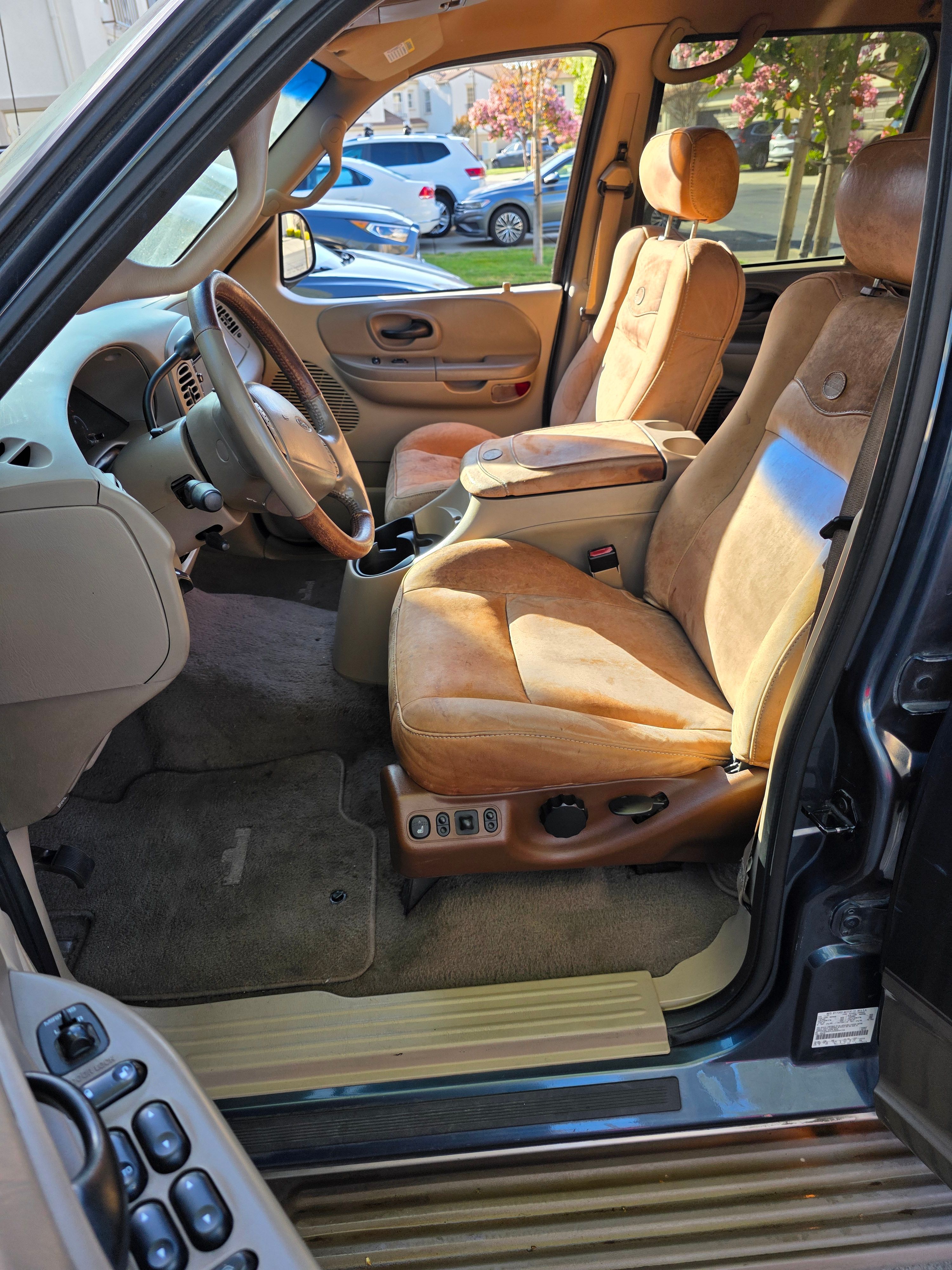 Used 2002 Ford F150 King Ranch RWD image 14