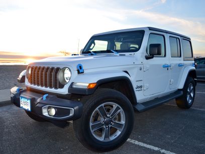 Used 2018 Jeep Wrangler Unlimited Sahara w/ Dual Top Group