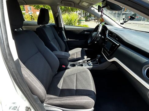 Used 2017 Toyota Corolla iM w/ Carpet Mat Package FWD image 20