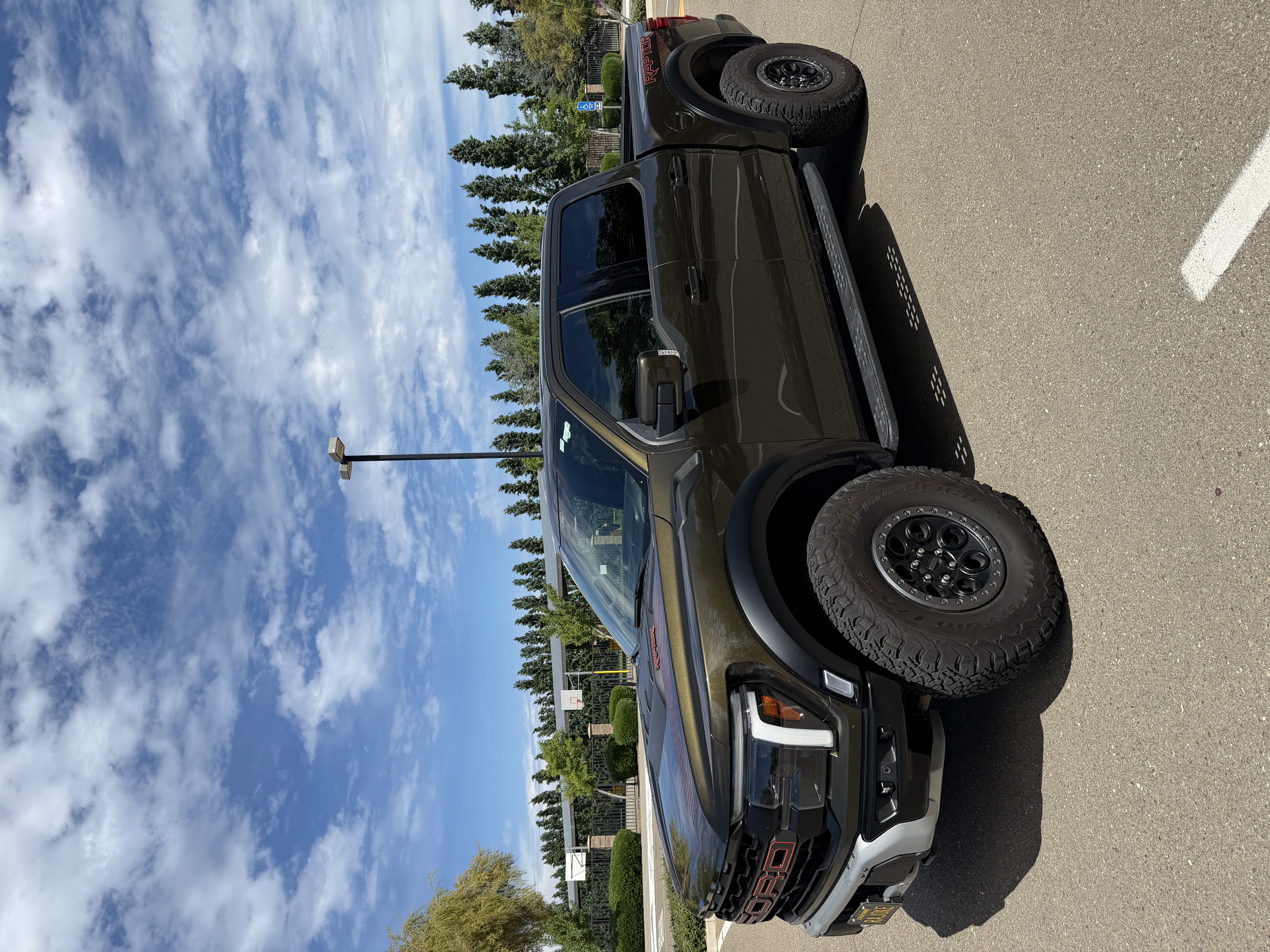 Used 2025 Ford F150 Raptor AWD/4WD image 9