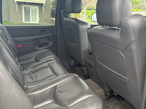 Used 2004 Chevrolet Silverado 2500 LT w/ Skid Plate Package image 14