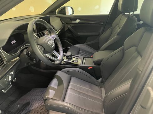 Used 2023 Audi SQ5 Prestige w/ Prestige Package AWD/4WD image 6