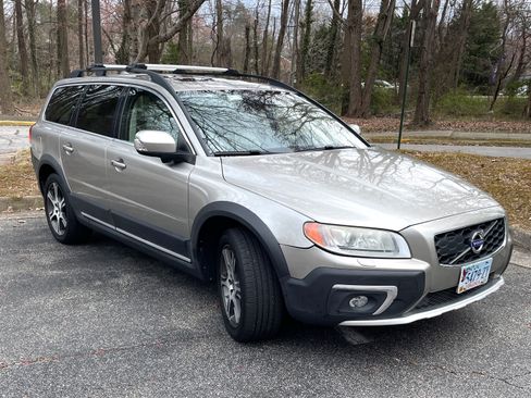 Used 2015 Volvo XC70 T6 Platinum w/ Climate Package image 1