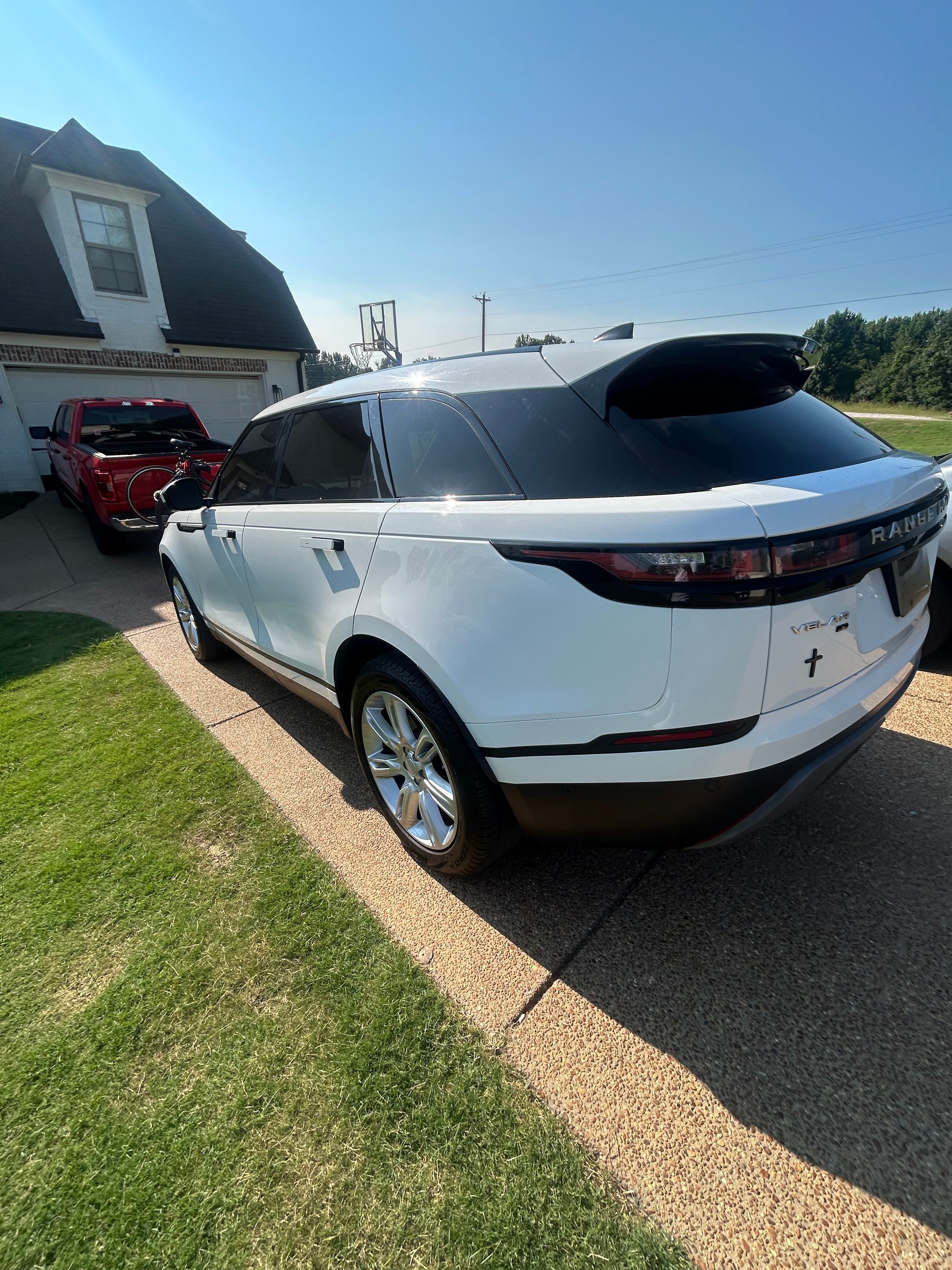 Used 2021 Land Rover Range Rover Velar S AWD/4WD image 11