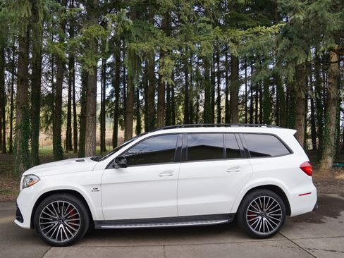 Used 2017 Mercedes-Benz GLS 63 AMG 4MATIC image 4