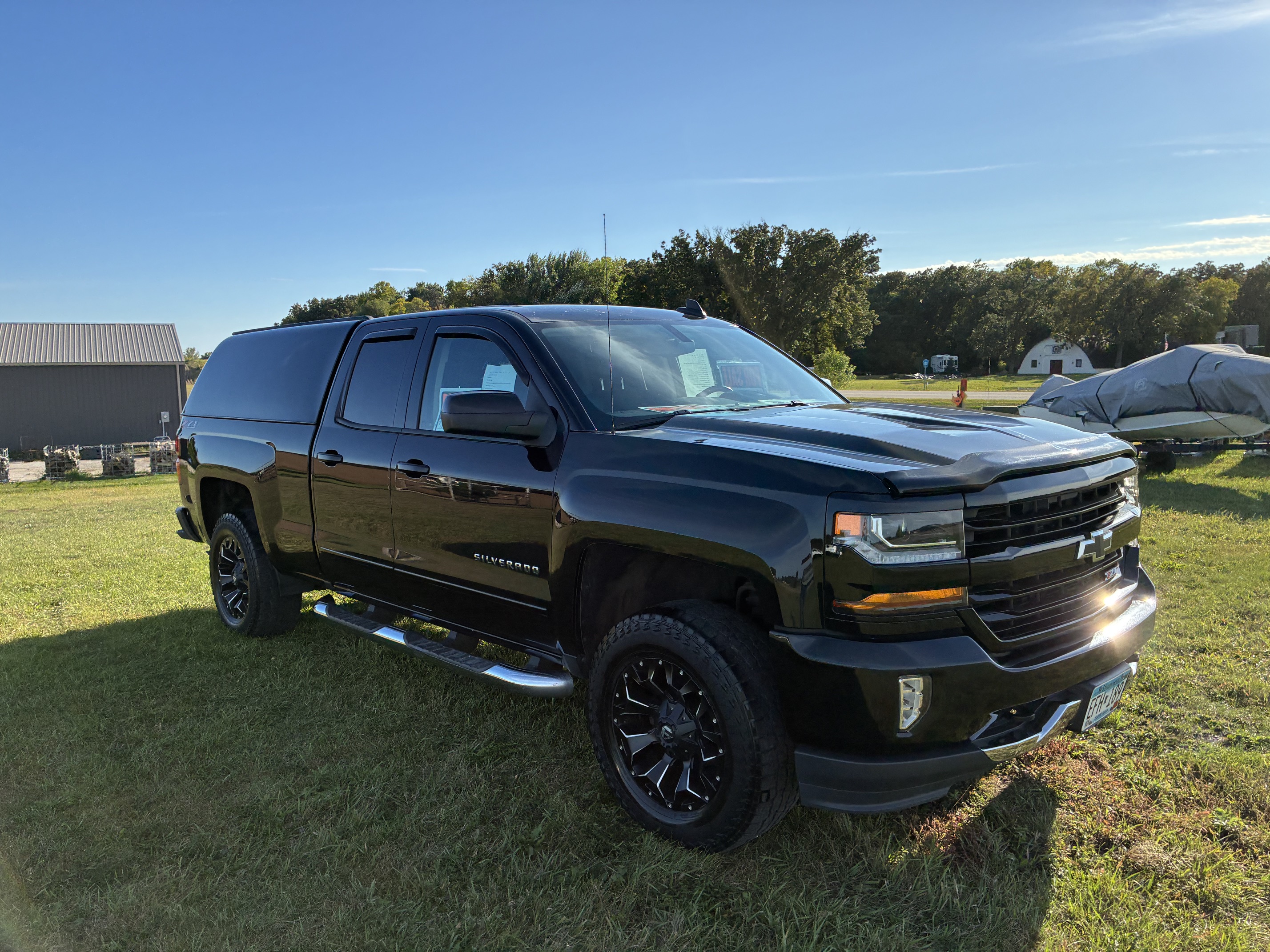 Used 2019 Chevrolet Silverado 1500 LT w/ All Star Edition AWD/4WD image 6