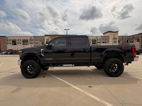 Used 2019 Ford F250 Lariat w/ Lariat Ultimate Package image 16