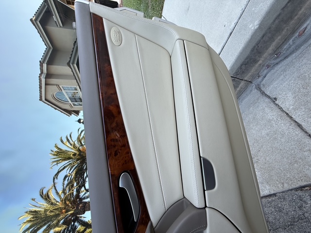Used 2009 Mercedes-Benz SL 550 image 25