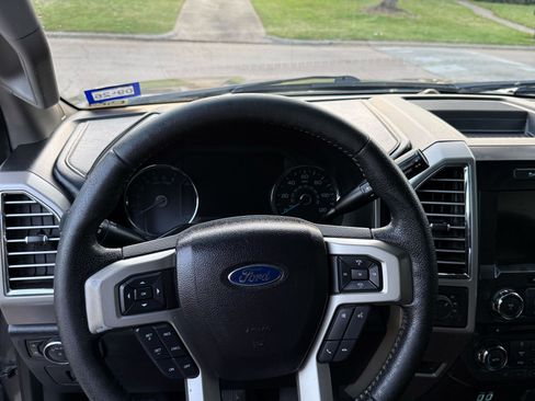 Used 2016 Ford F150 Lariat image 15