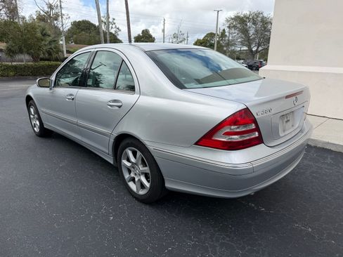 Used 2007 Mercedes-Benz C 280 Sedan image 6