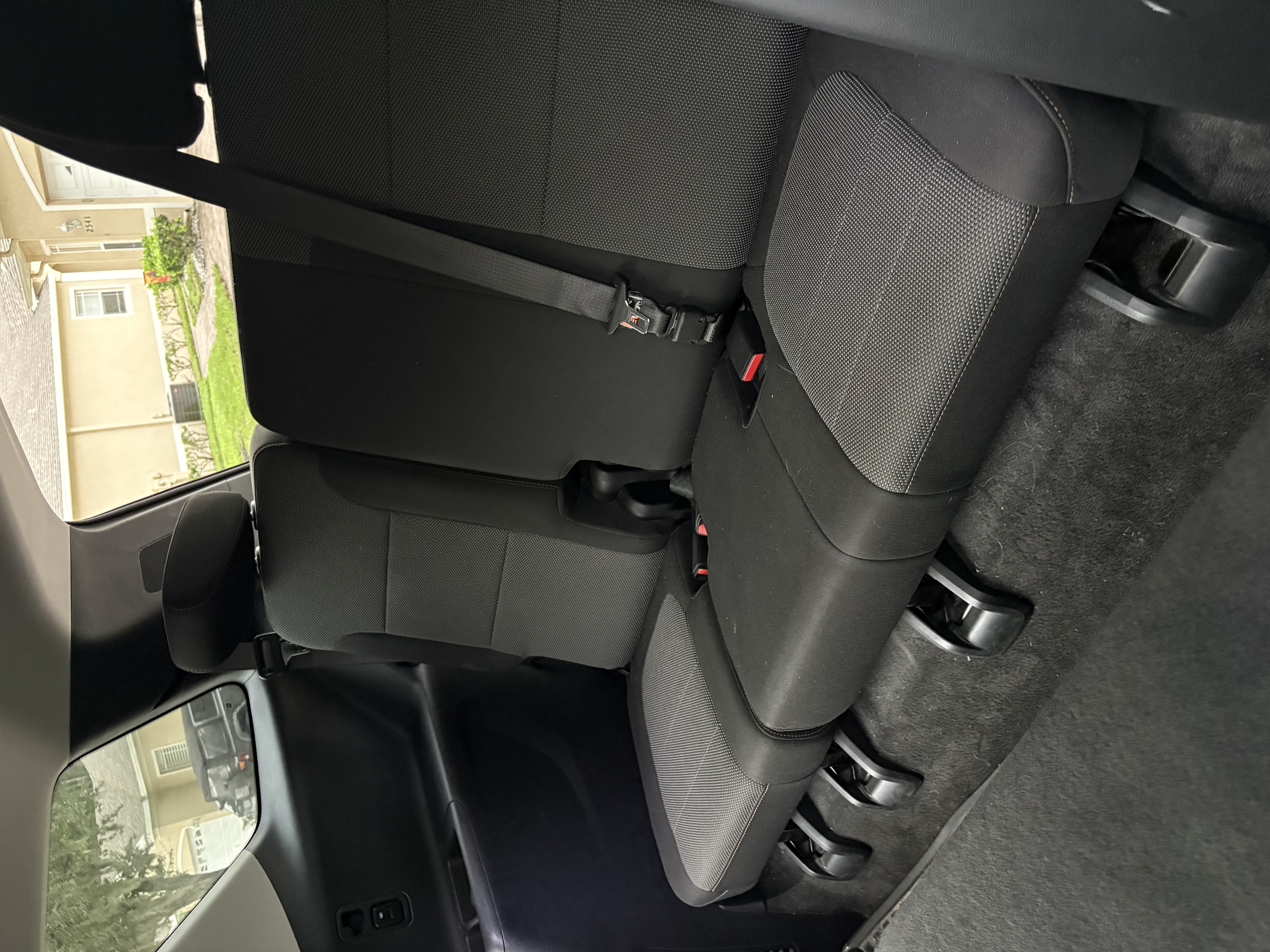 Used 2020 Chevrolet Traverse LS FWD image 13