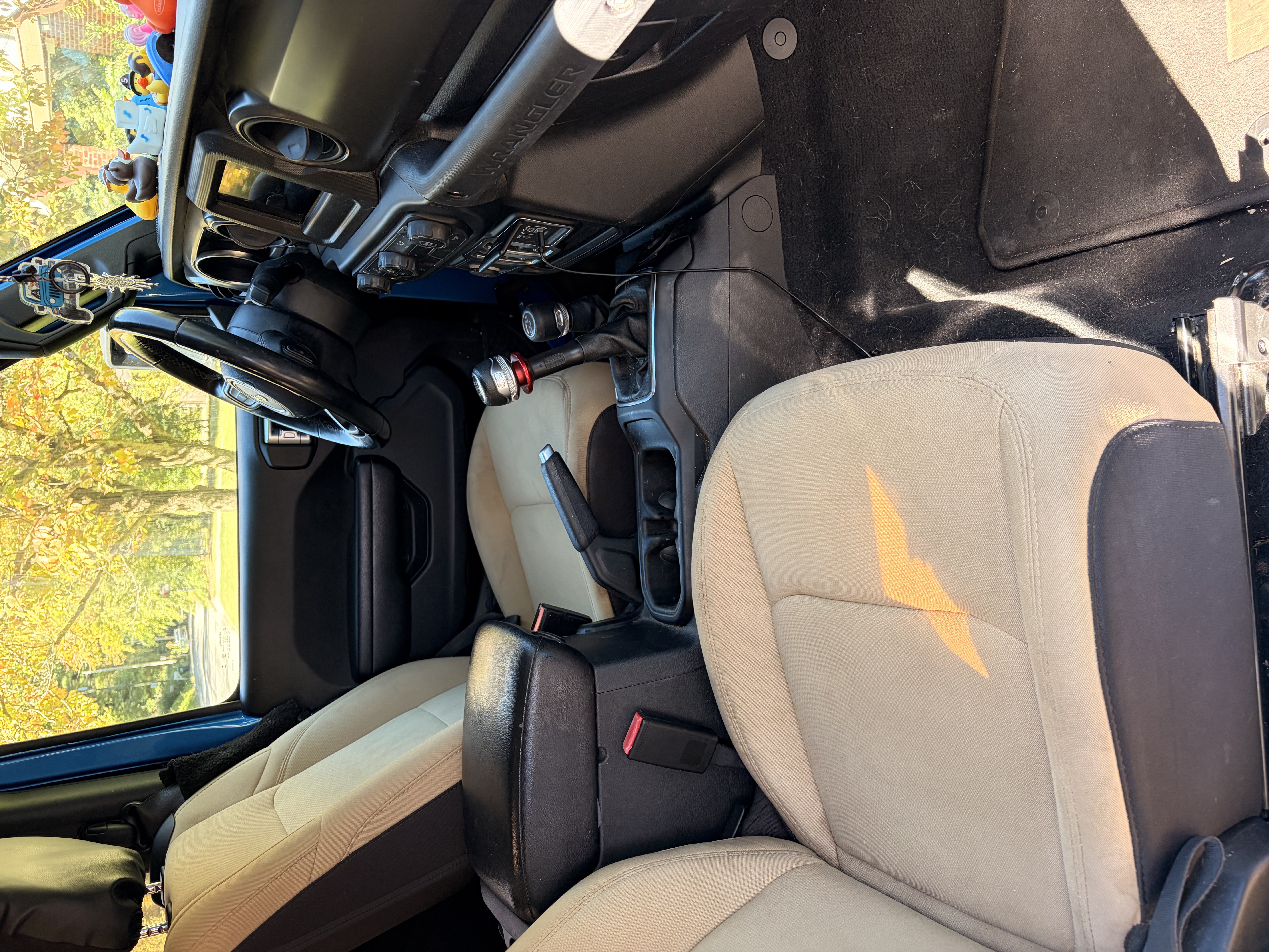 Used 2021 Jeep Wrangler Sport AWD/4WD image 5