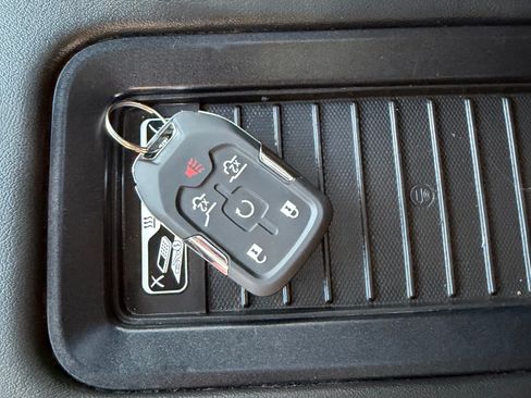 Used 2018 Chevrolet Tahoe Premier image 20