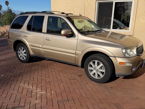 Used 2004 Buick Rainier CXL Plus w/ Convenience Package image 8