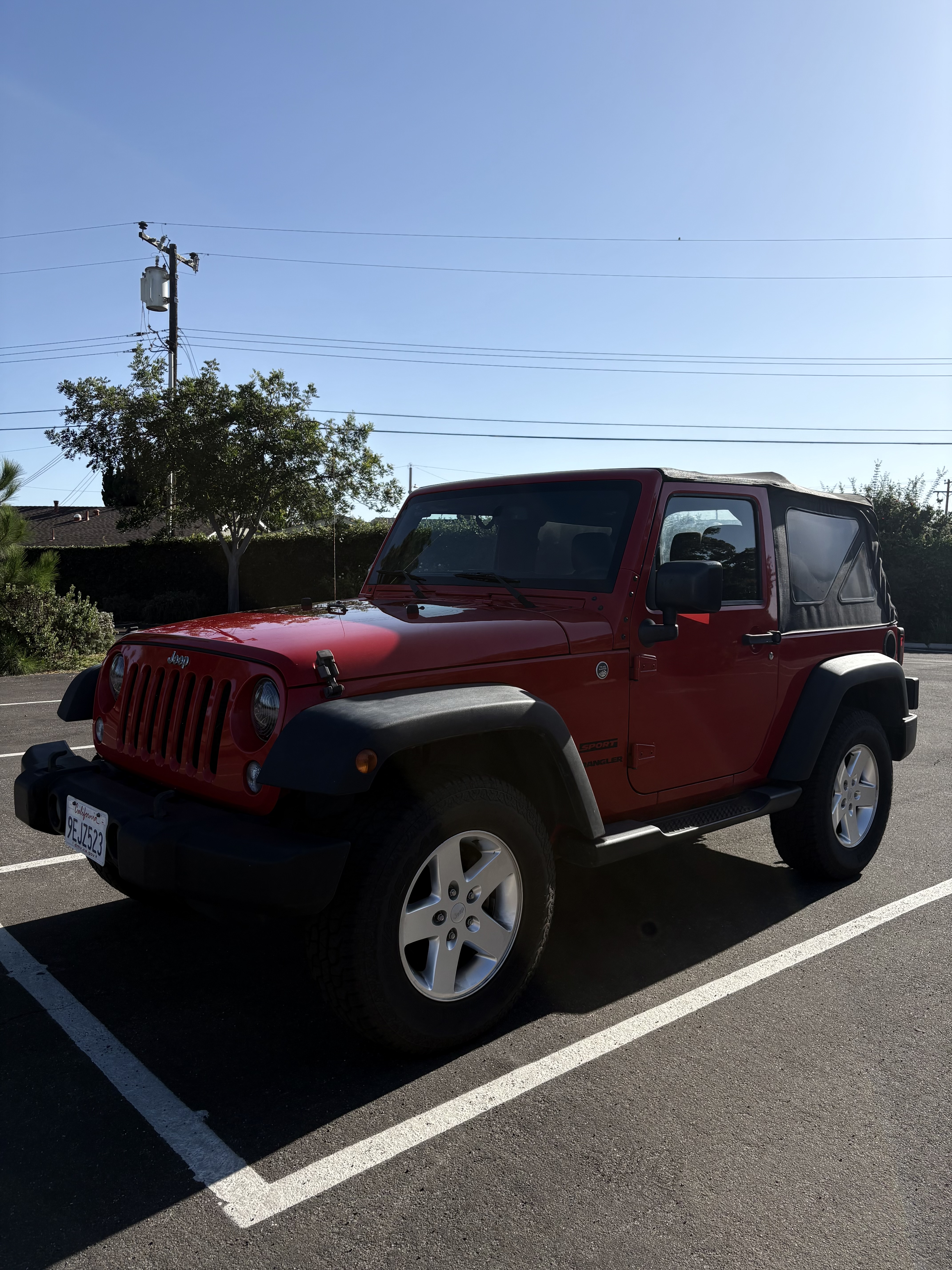 Used 2015 Jeep Wrangler Sport w/ Quick Order Package 24S AWD/4WD image 1
