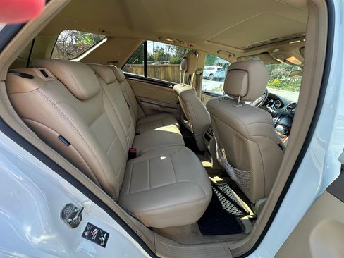 Used 2010 Mercedes-Benz ML 350 4MATIC image 14