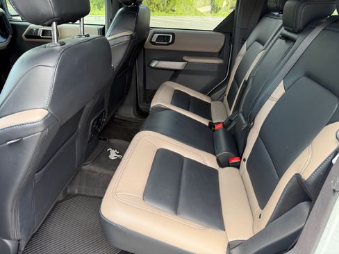 Used 2023 Ford Bronco Wildtrak AWD/4WD image 17