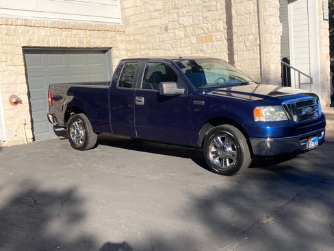 Used 2007 Ford F150 XLT image 4