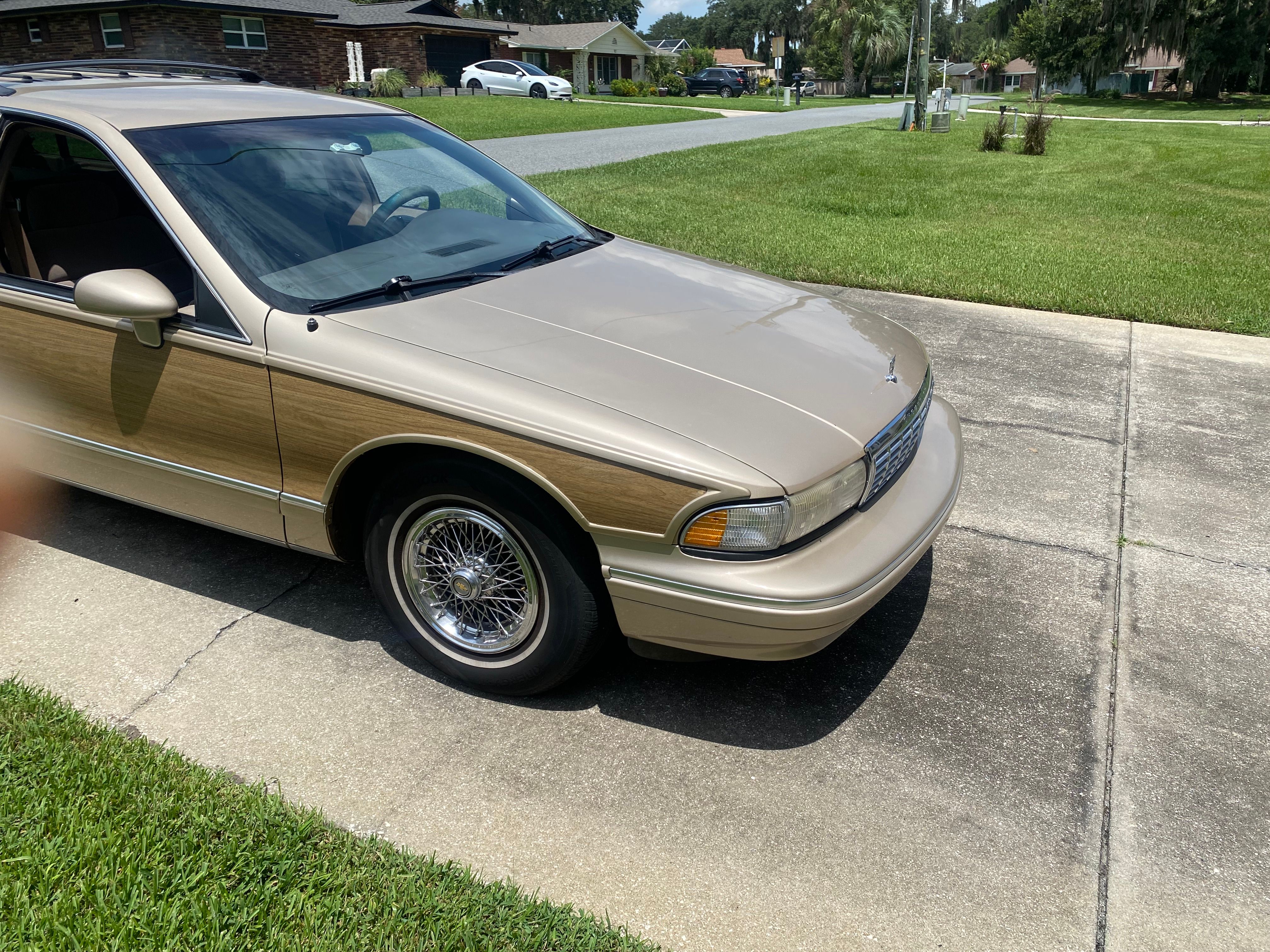 Used 1994 Chevrolet Caprice Classic RWD image 5