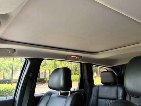 Used 2013 Jeep Grand Cherokee Limited w/ Trailer Tow Group IV RWD image 9