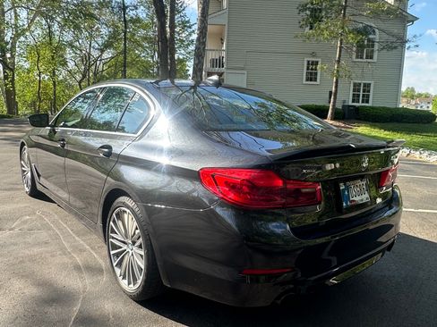 Used 2019 BMW 530i xDrive w/ Convenience Package image 8