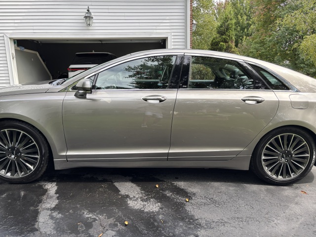 Used 2016 Lincoln MKZ AWD w/ Equipment Group 300A Reserve image 9