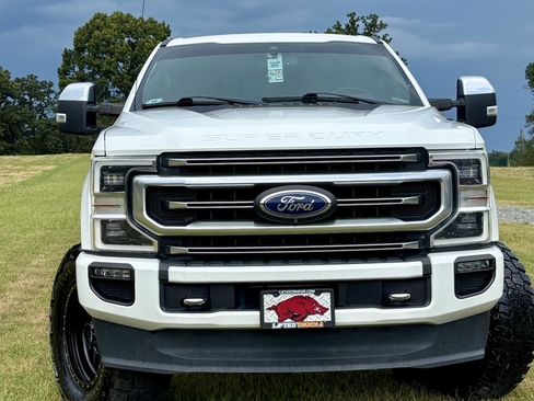 Used 2020 Ford F350 Platinum AWD/4WD image 9