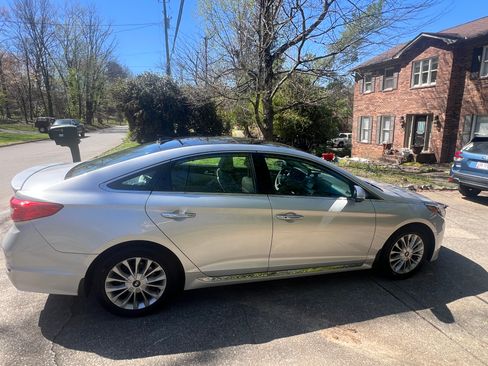 Used 2015 Hyundai Sonata Limited w/ Option Group 05 image 4