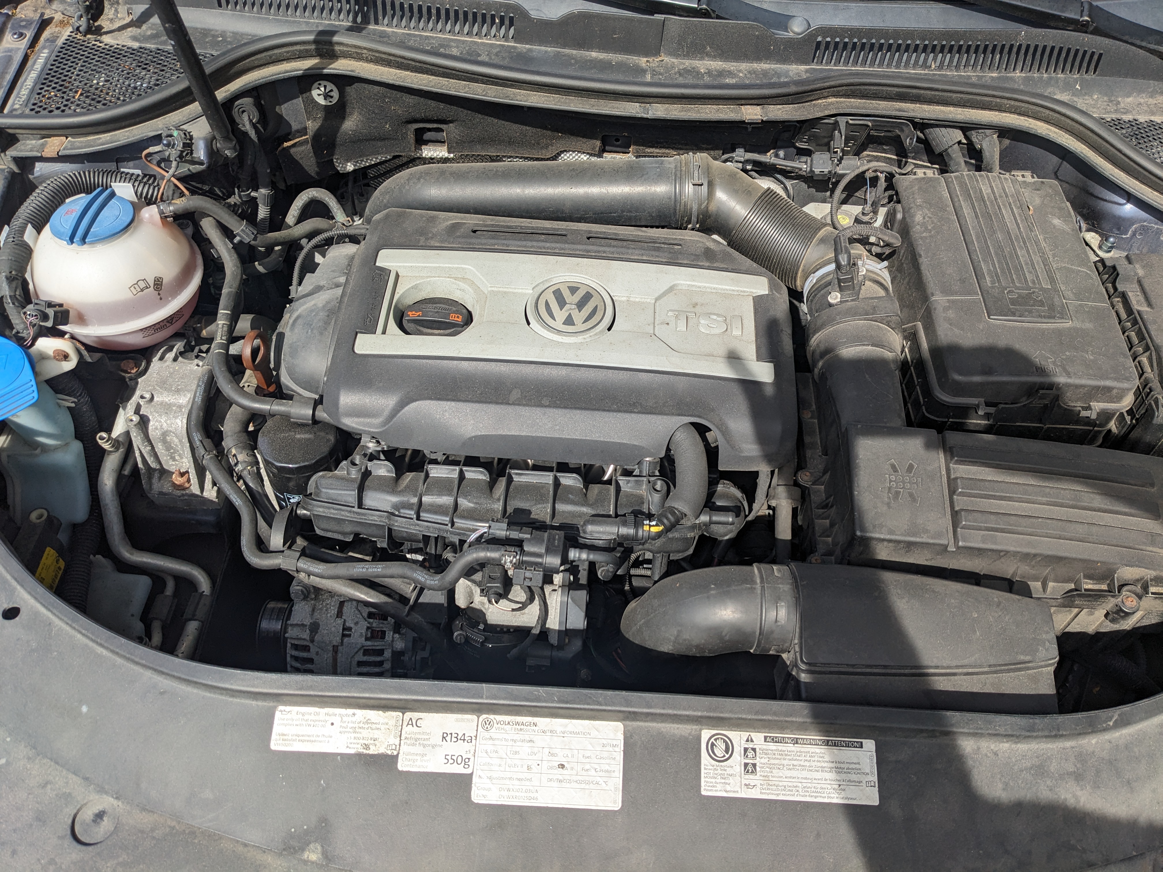 Used 2013 Volkswagen CC Lux FWD image 26