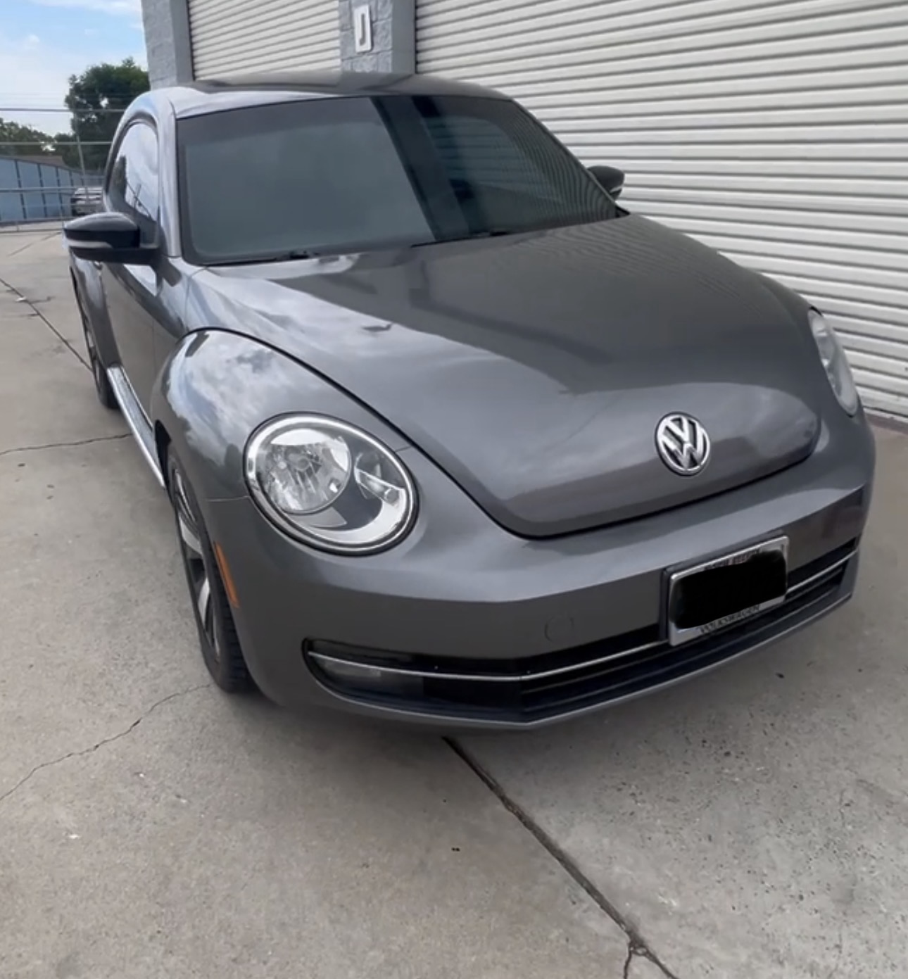 Used 2013 Volkswagen Beetle 2.0T FWD image 4