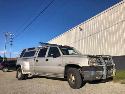 Used 2004 Chevrolet Silverado 3500 4x4 Crew Cab w/ Heavy-Duty Power Package