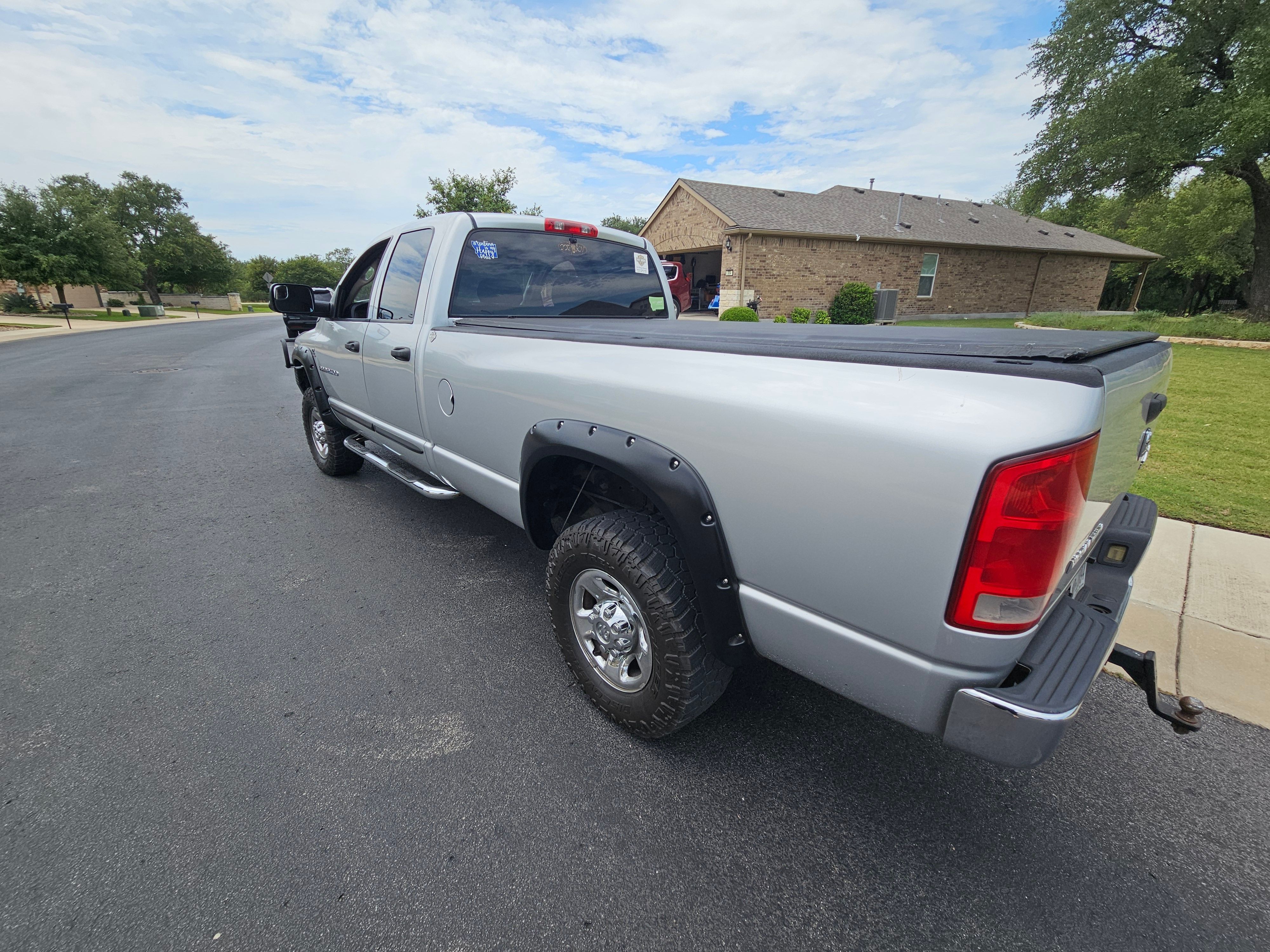 Used 2005 Dodge Ram 2500 Truck SLT w/ Trailer Tow Group AWD/4WD image 8