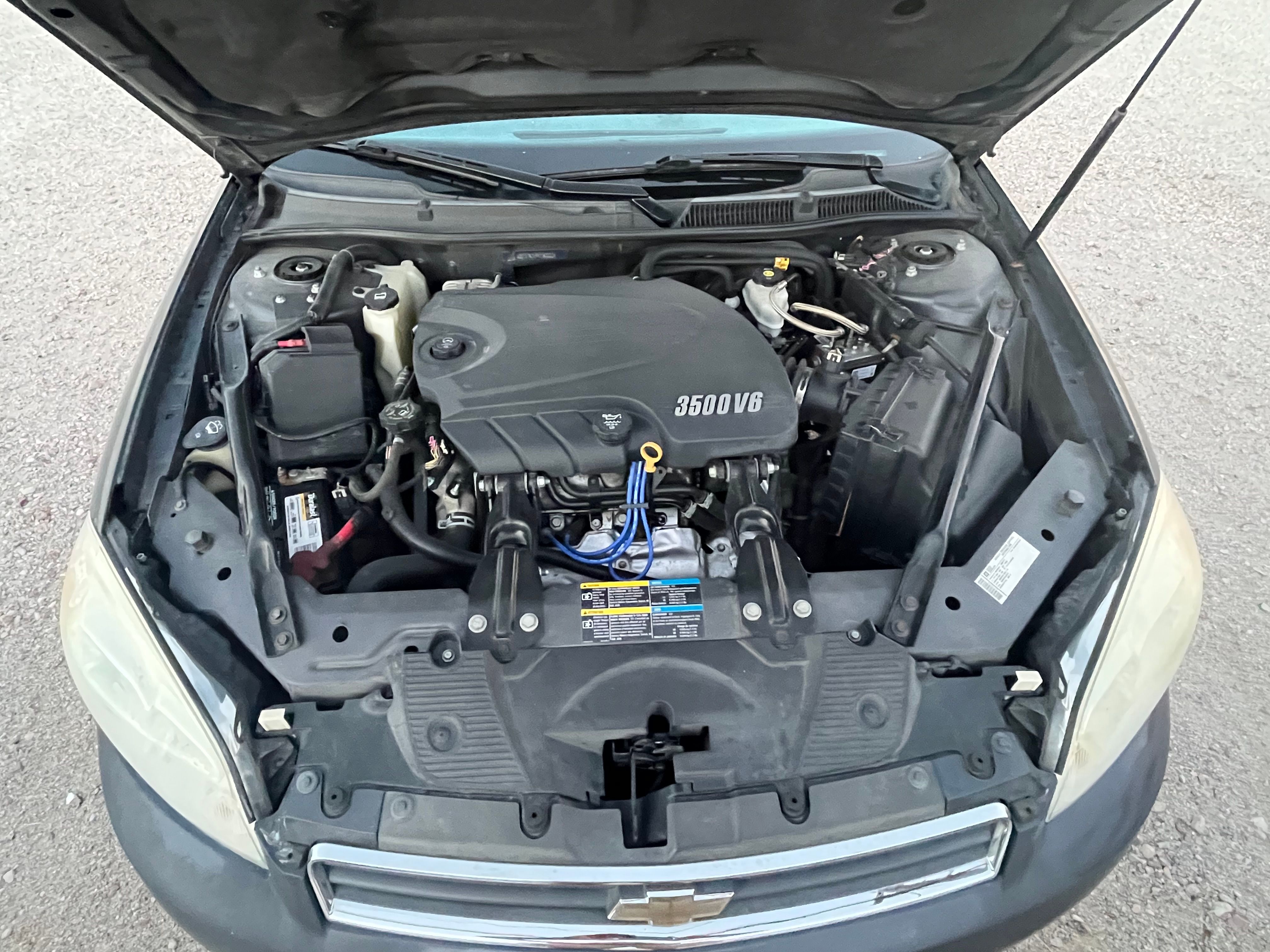 Used 2009 Chevrolet Impala LT FWD image 15