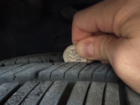 Used 2014 GMC Acadia SLT image 22