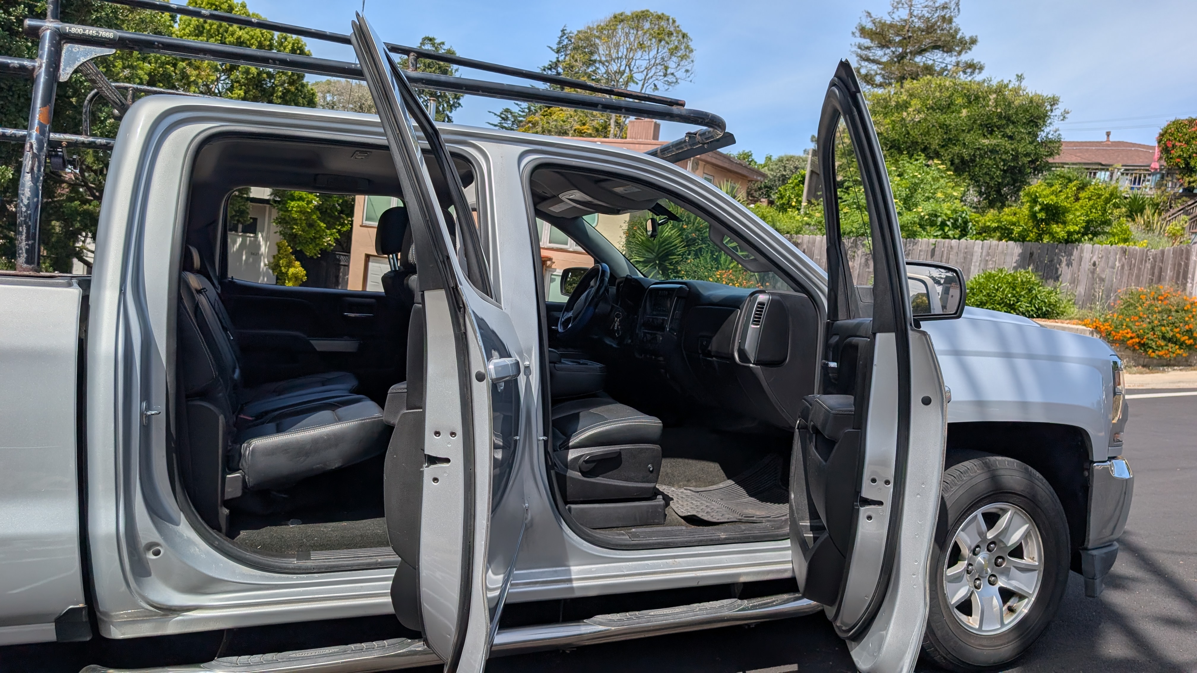 Used 2017 Chevrolet Silverado 1500 LT w/ All Star Edition RWD image 9