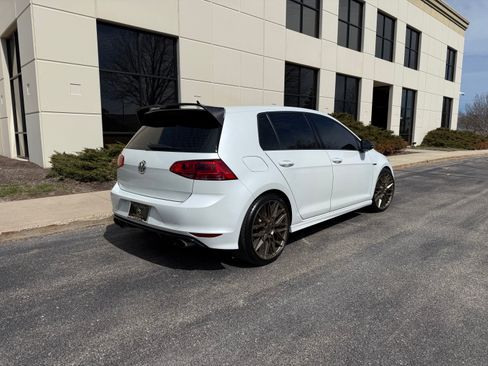 Used 2016 Volkswagen Golf R 4-Door AWD/4WD image 6