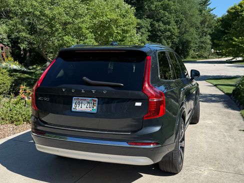 Used 2022 Volvo XC90 T8 Inscription w/ Advanced Package AWD/4WD image 5