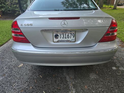 Used 2005 Mercedes-Benz E 500 Sedan image 20