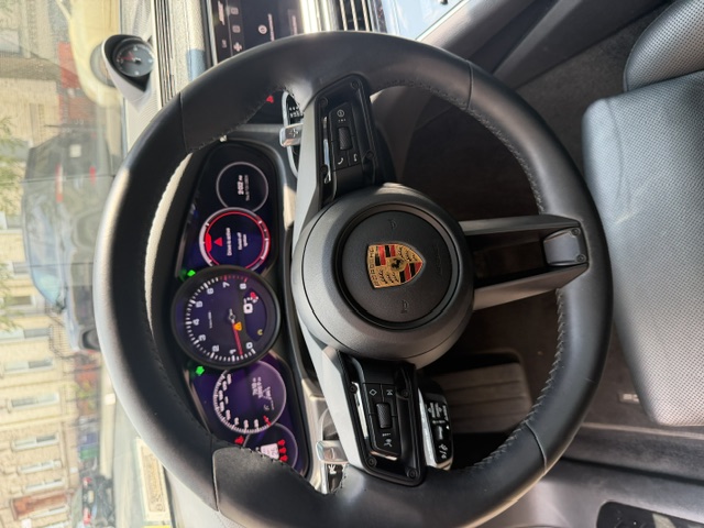 Used 2023 Porsche Panamera 4 Platinum Edition AWD/4WD image 6