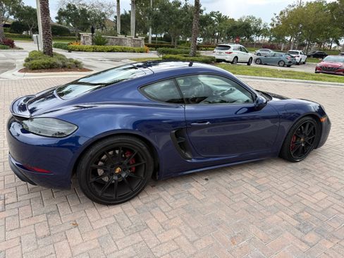 Used 2021 Porsche 718 Cayman GTS RWD image 8
