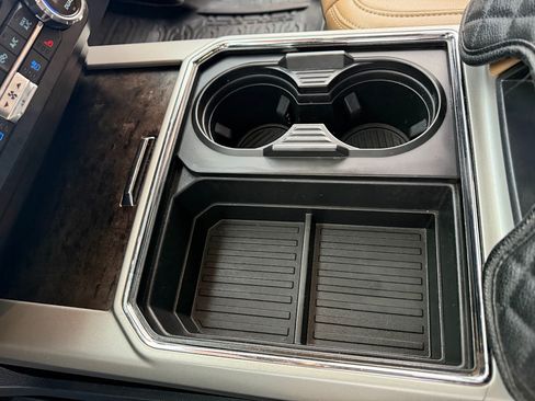 Used 2022 Ford F250 Lariat w/ Lariat Ultimate Package image 25