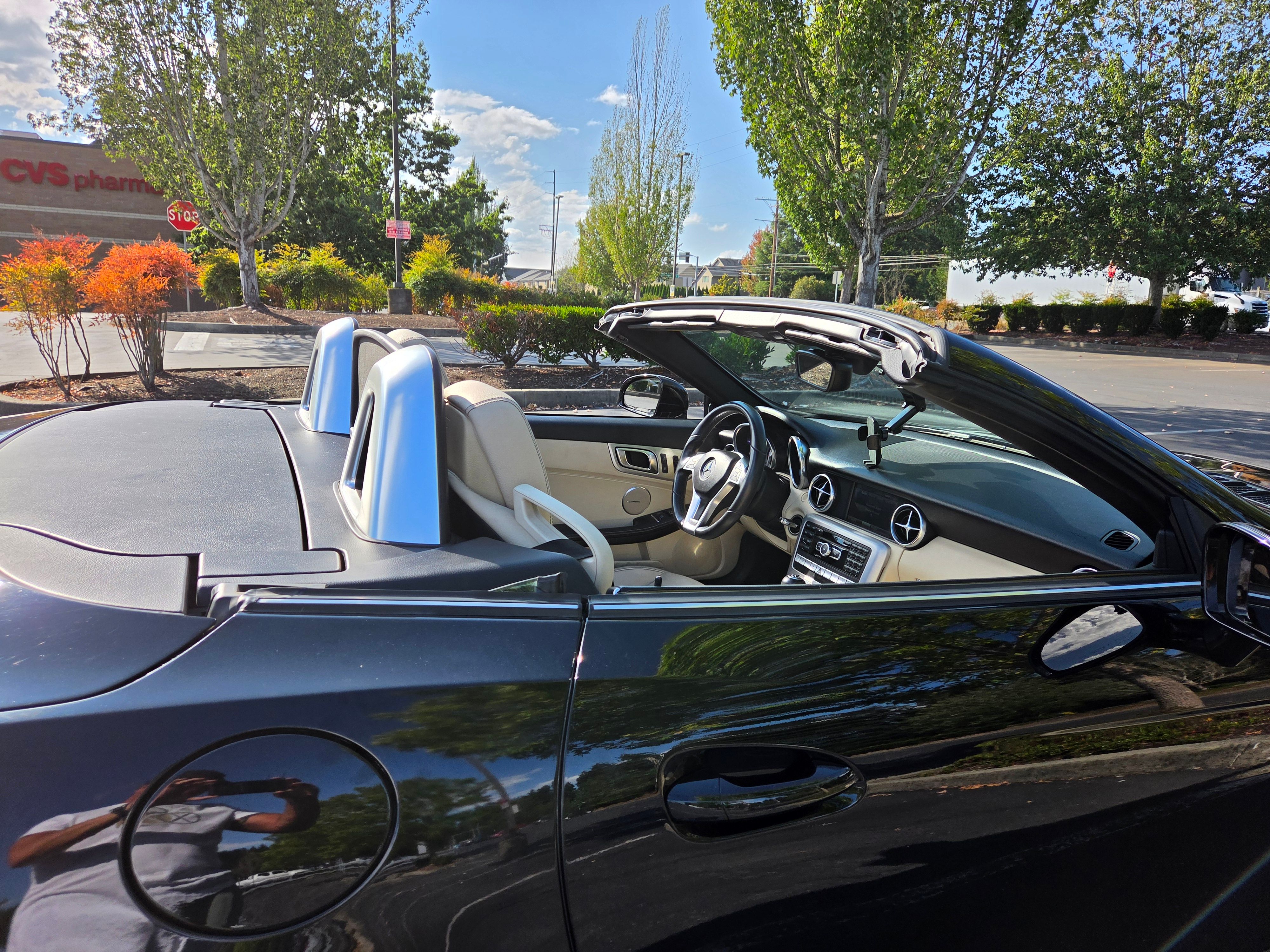 Used 2013 Mercedes-Benz SLK 250 w/ Premium I Pkg image 26
