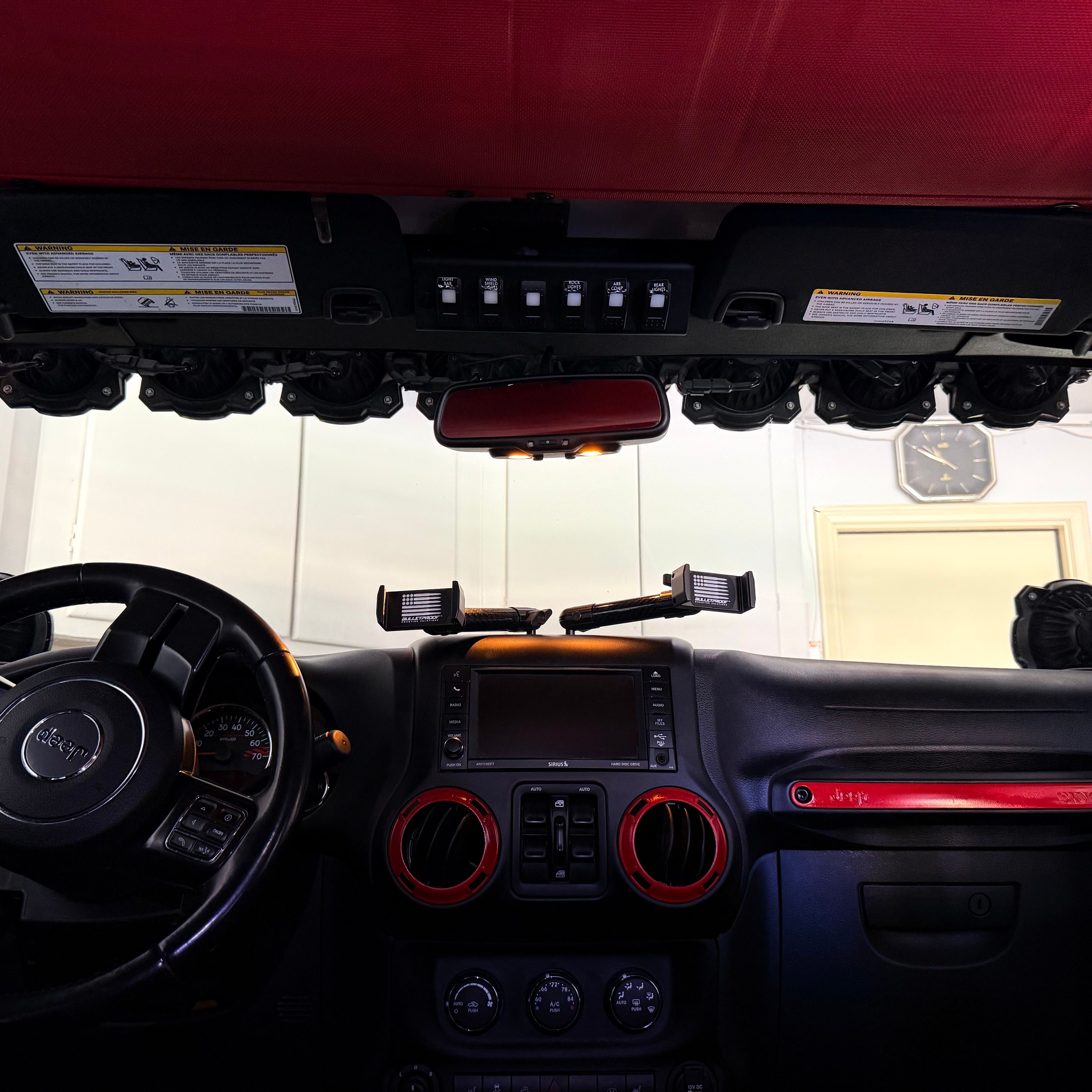 Used 2017 Jeep Wrangler Unlimited Rubicon AWD/4WD image 25