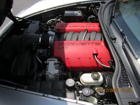Used 2011 Chevrolet Corvette Z06 w/ Preferred Equipment Group RWD image 9