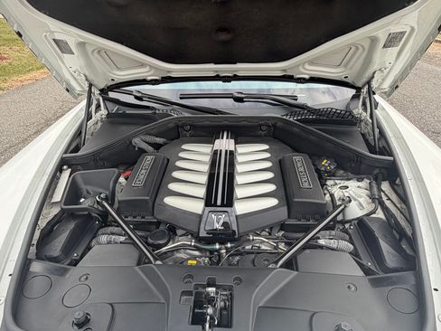 Used 2015 Rolls-Royce Ghost image 31