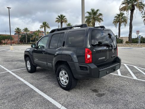 Used 2008 Nissan Xterra Off-Road w/ Technology Pkg AWD/4WD image 14
