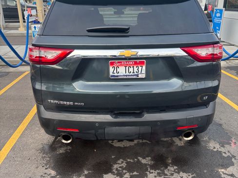 Used 2020 Chevrolet Traverse LT w/ Driver Confidence II Package image 8