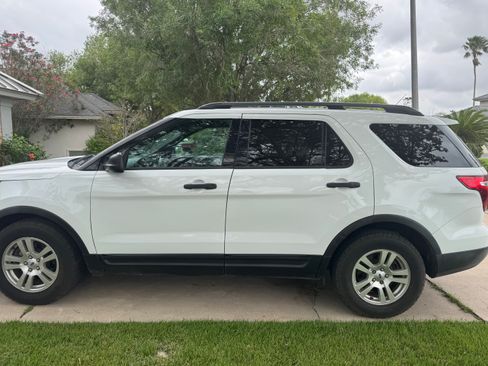 Used 2014 Ford Explorer FWD image 5